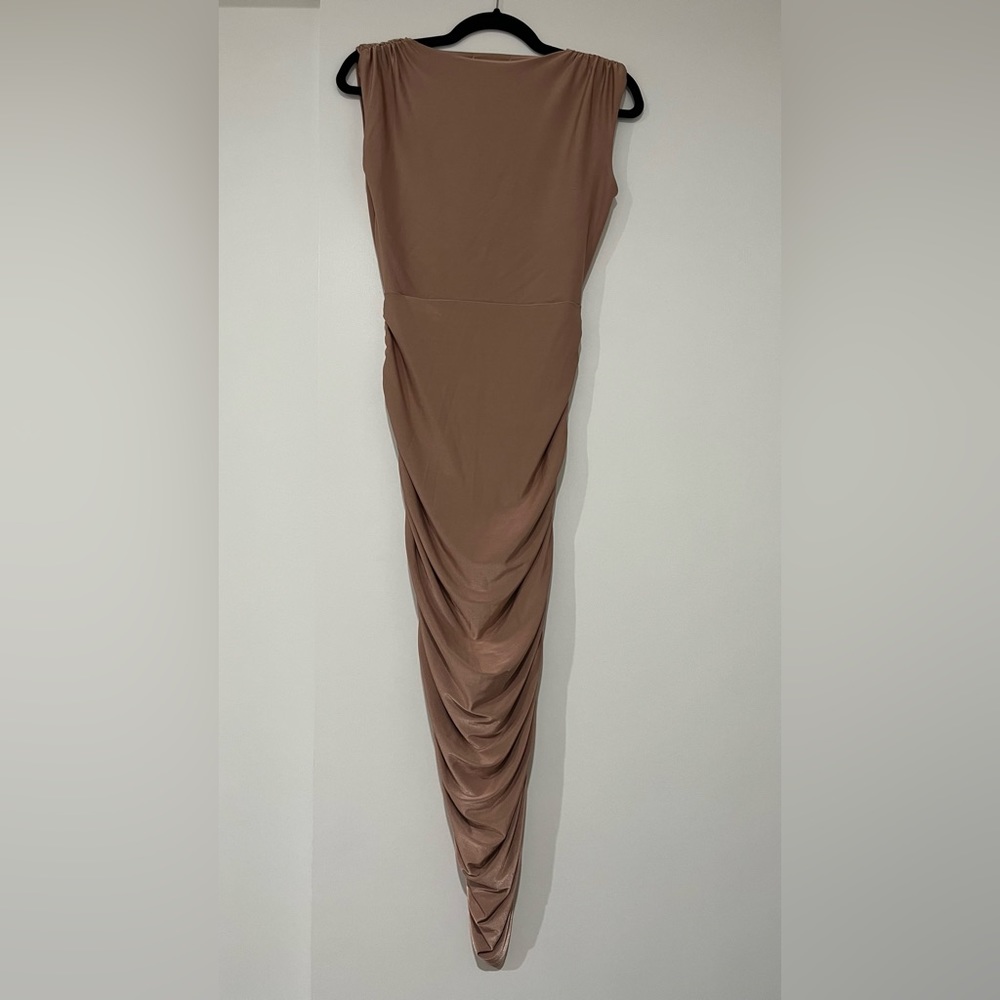 MissGuided Ruched Ruffle Bodycon Dress - Picture 5 of 5
